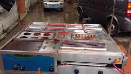 深圳布吉9成新三輪電動(dòng)小吃車轉(zhuǎn)讓，附贈(zèng)獨(dú)家小吃技術(shù)